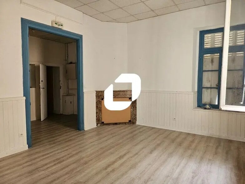 Office in Montpellier for lease - Building Photo - Image 3 of 9