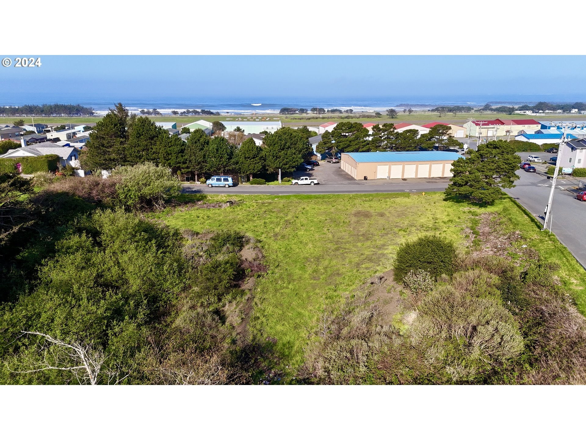 0 Hillcrest Street, Gold Beach, OR for sale Primary Photo- Image 1 of 3