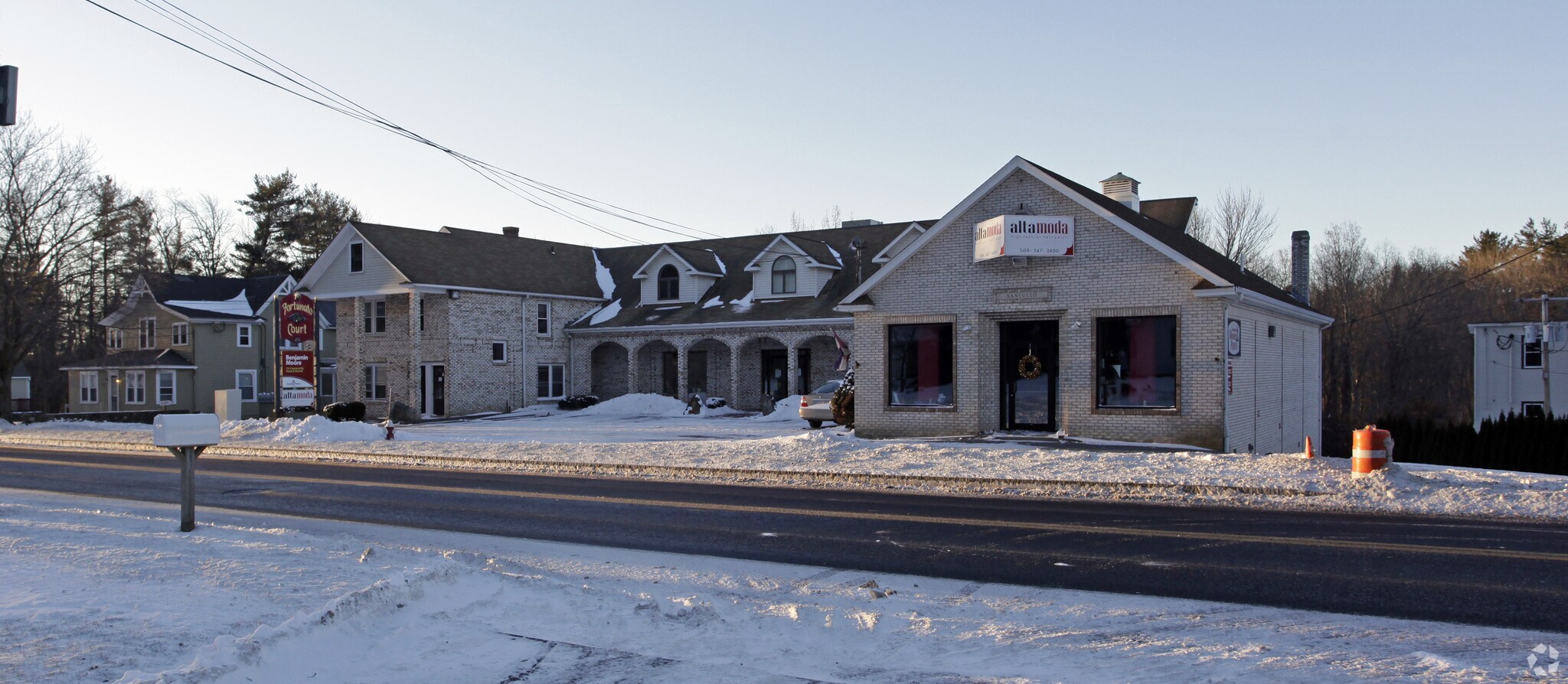 21 Main St, Sturbridge, MA for sale Primary Photo- Image 1 of 1
