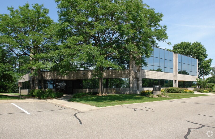 7200 Metro Blvd, Edina, MN for lease - Primary Photo - Image 1 of 8