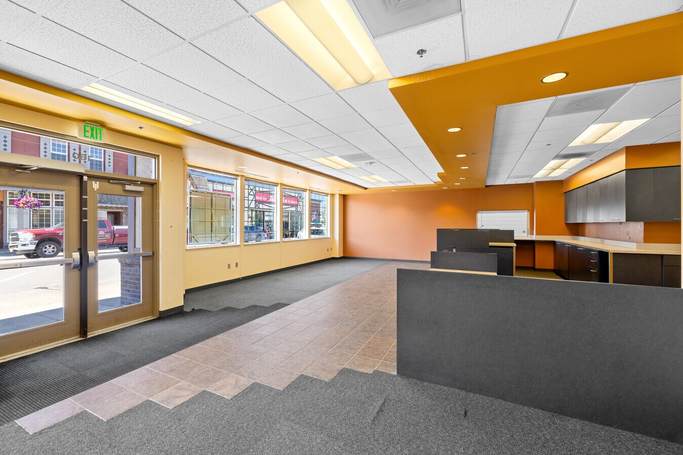 190 E Charles St, Mount Angel, OR 97362 - Unit 1, 2, 3 -  - Interior Photo - Image 1 of 5