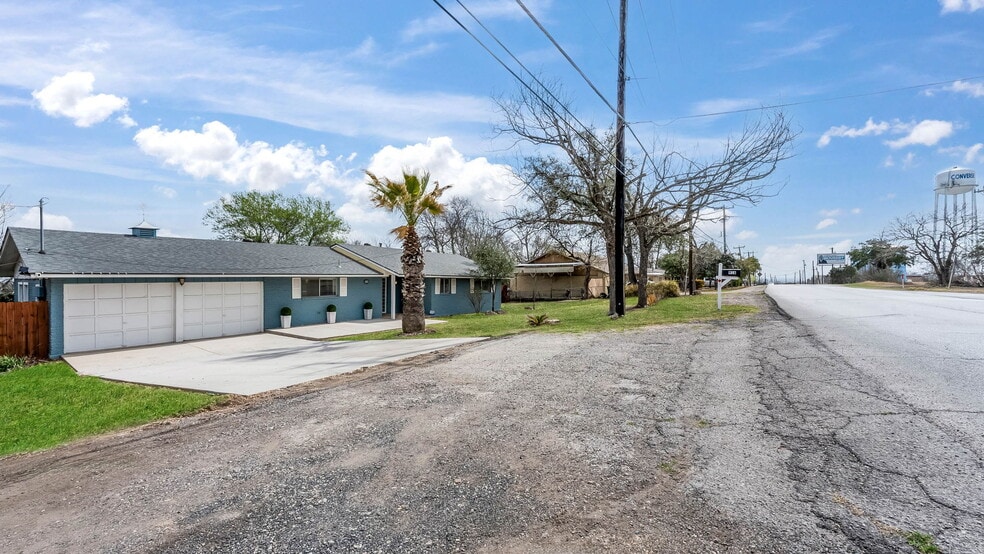 916 Toepperwein Rd, Converse, TX for lease - Building Photo - Image 2 of 19