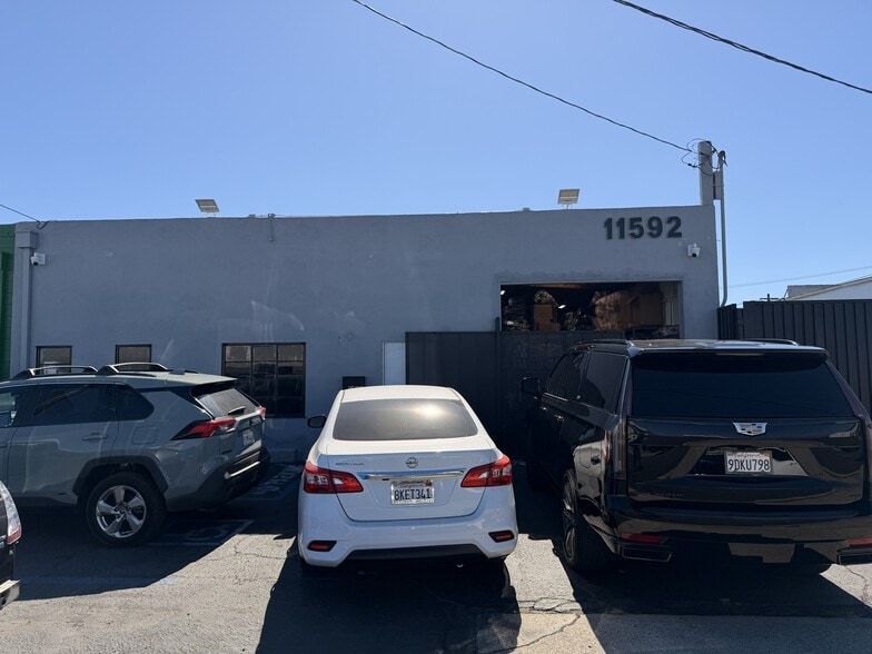 11592 Anabel, Garden Grove, CA for sale - Building Photo - Image 2 of 37