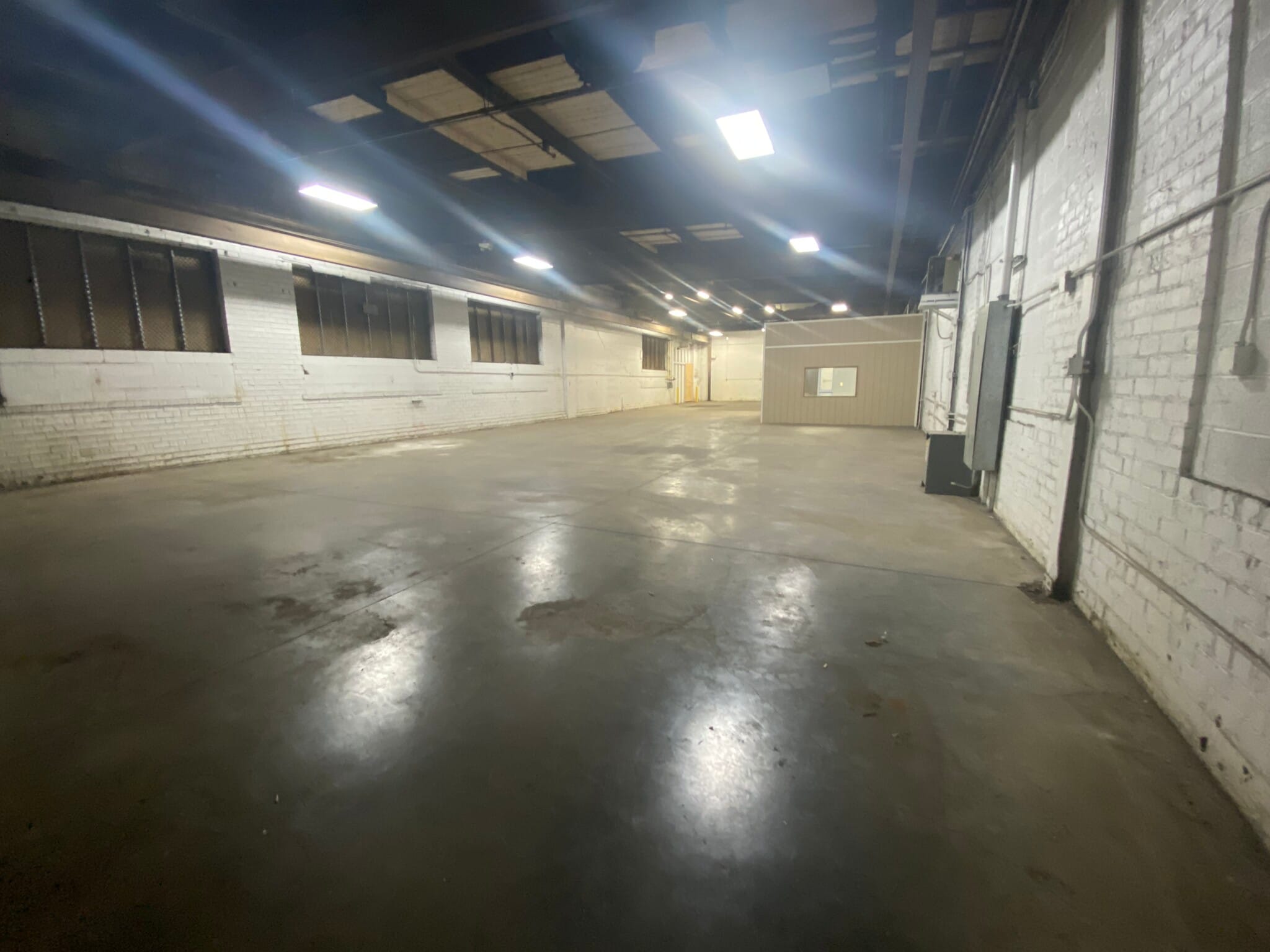 1502 12th St SW, Canton, OH for lease Interior Photo- Image 1 of 4