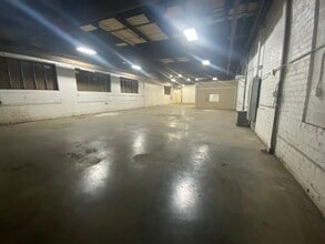 1502 12th St SW, Canton, OH for lease Interior Photo- Image 1 of 4