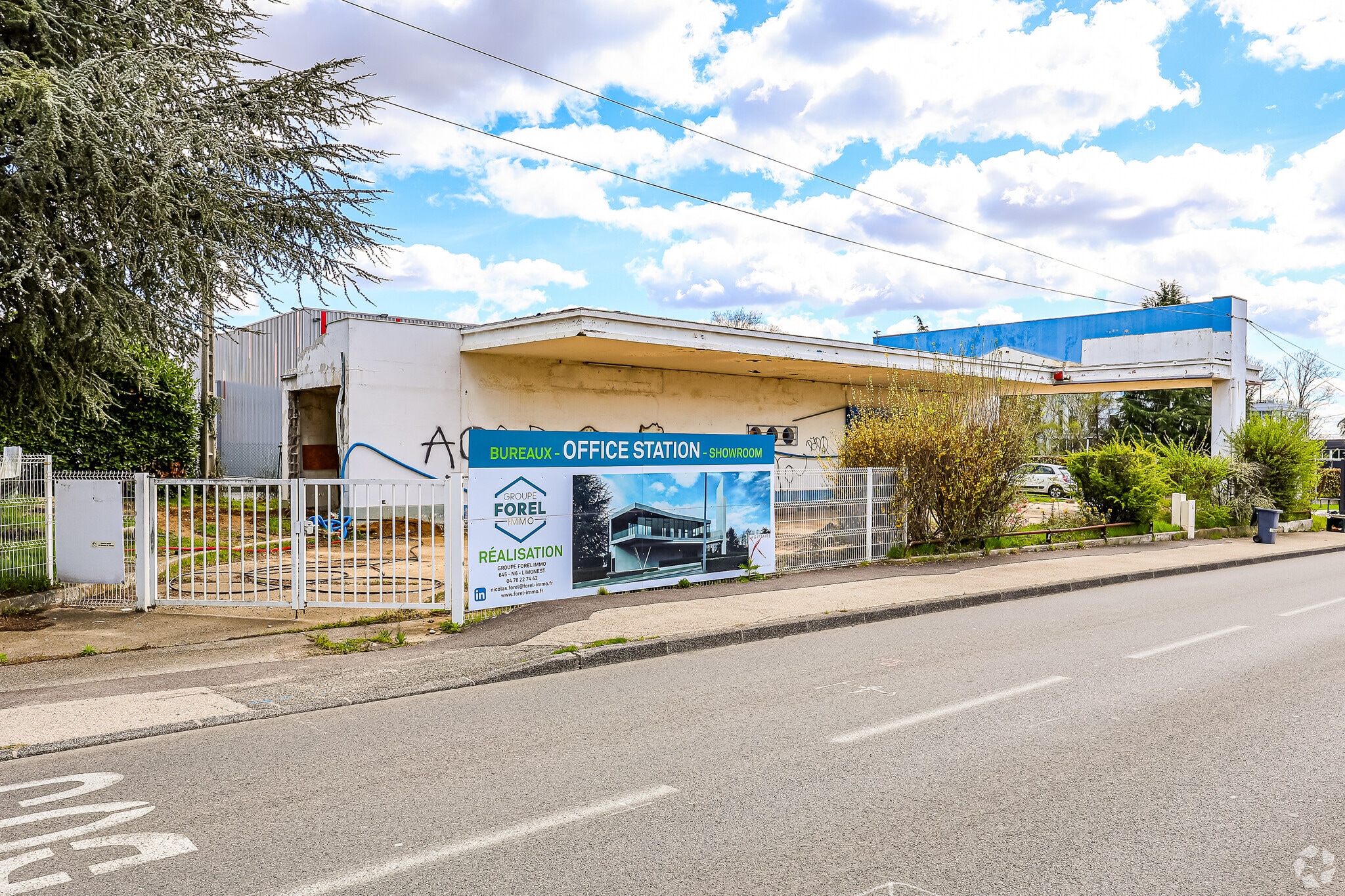 560 Route Nationale 6, Limonest for lease Primary Photo- Image 1 of 3