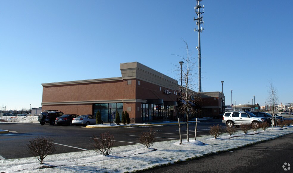 3120-3140 Cowan Blvd, Fredericksburg, VA for lease - Building Photo - Image 2 of 3