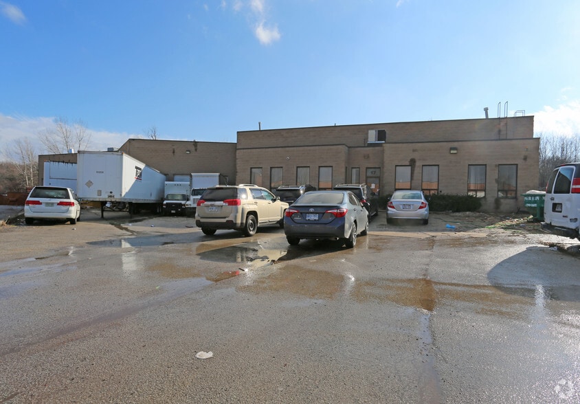 17 Skagway Ave, Toronto, ON for sale - Primary Photo - Image 1 of 1