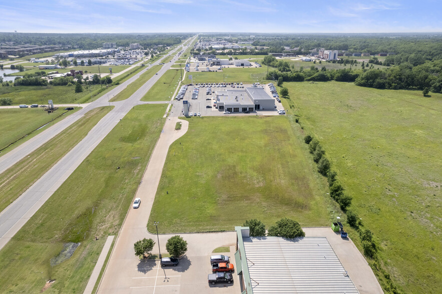 4010 W 6th Ave, Stillwater, OK for sale - Aerial - Image 2 of 17