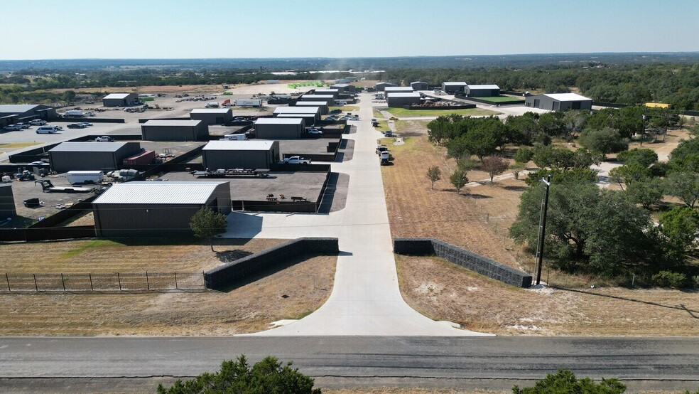 Linkenn Business Park portfolio of 15 properties for sale on LoopNet.com - Building Photo - Image 2 of 5