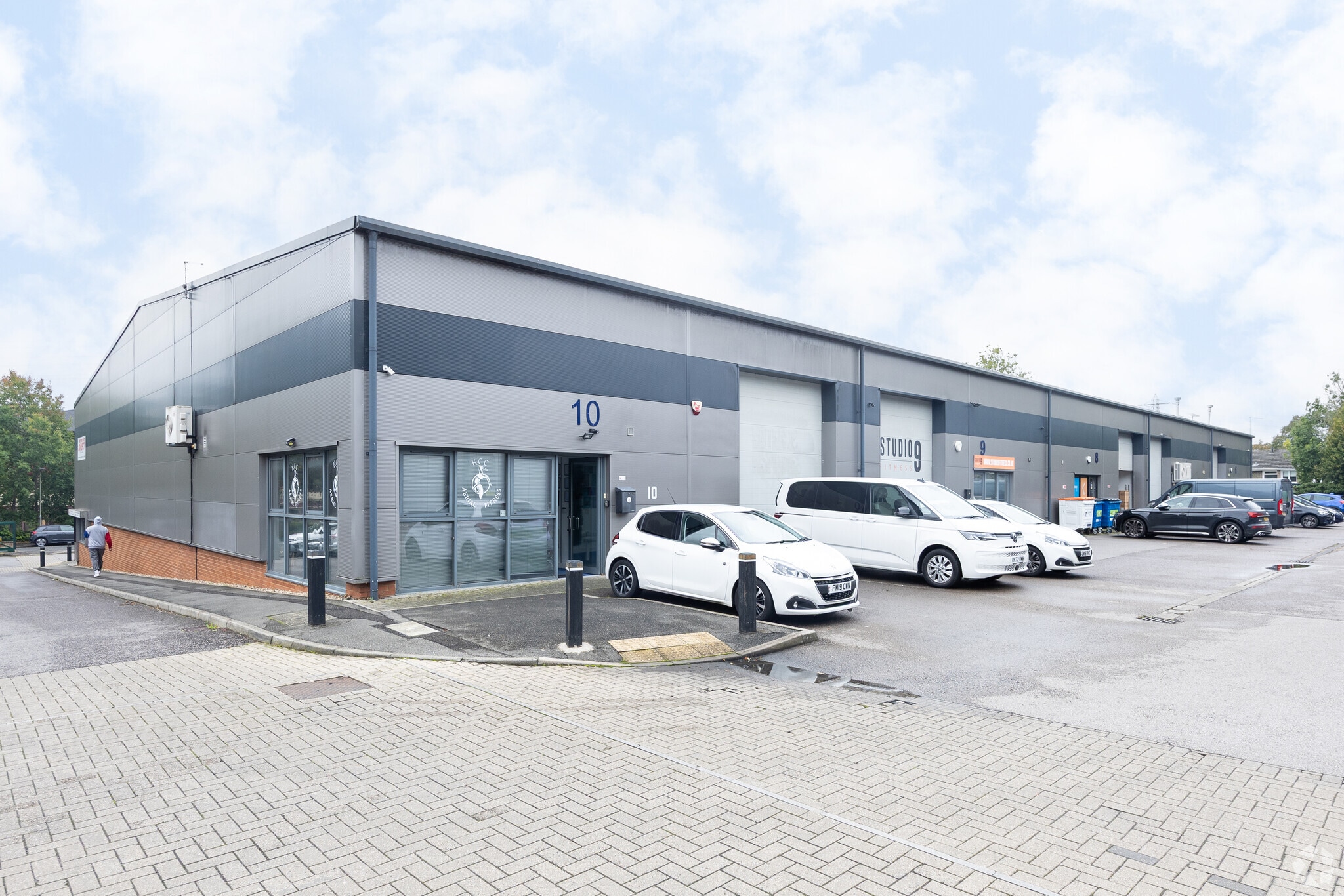 Fishponds Rd, Wokingham for sale Primary Photo- Image 1 of 1