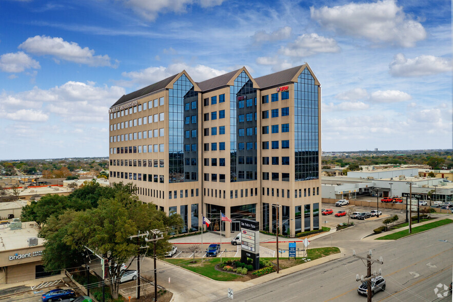 7330 San Pedro Ave, San Antonio, TX for lease - Building Photo - Image 1 of 7