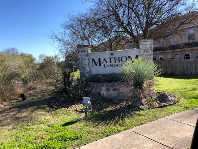 10718 Mathom Lndg, Universal City, TX for sale Primary Photo- Image 1 of 1