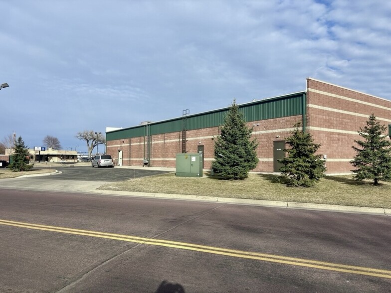 551 Belle Ave N, Mankato, MN for lease - Building Photo - Image 3 of 4