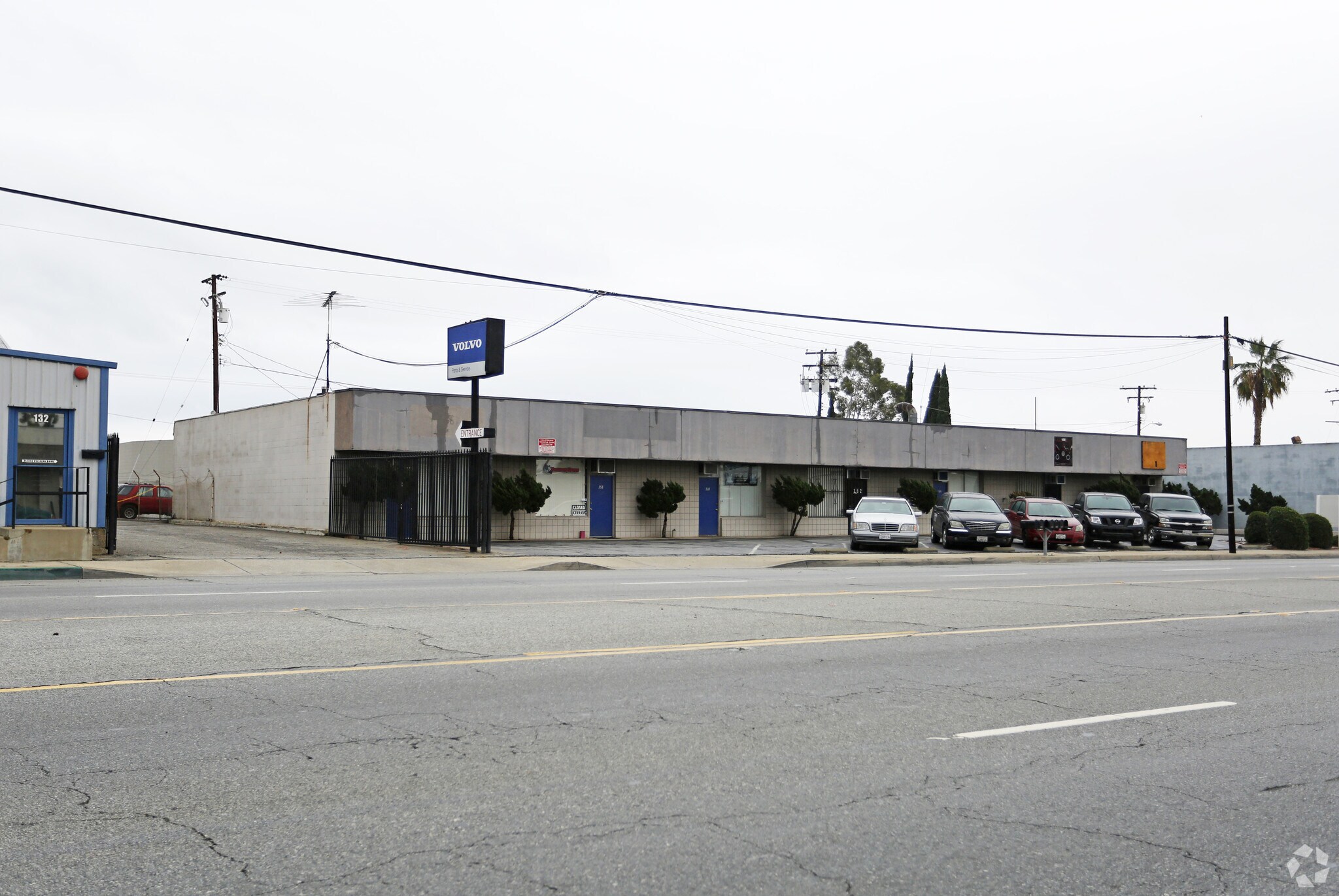 156-168 S Irwindale Ave, Azusa, CA for lease Primary Photo- Image 1 of 7
