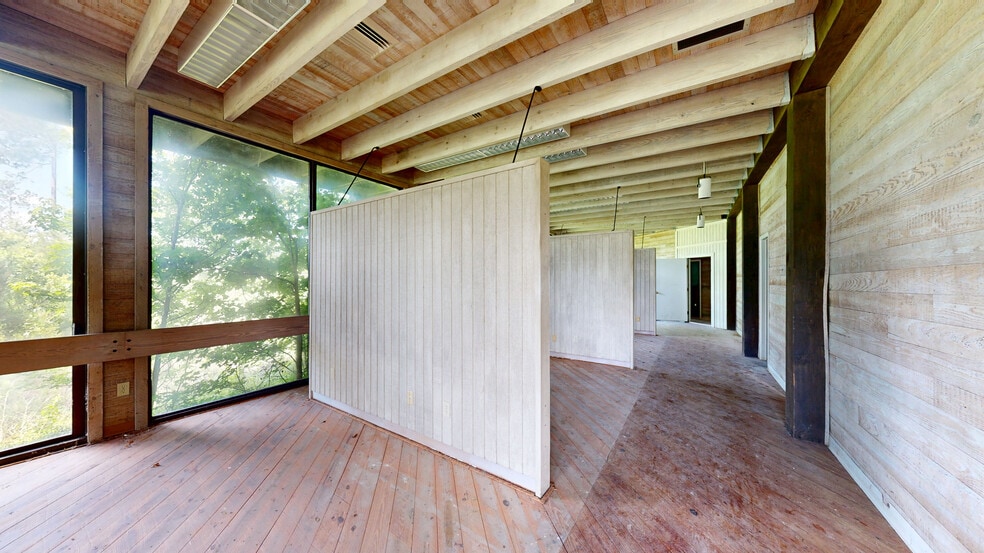 Hwy 363, Bon Wier, TX for lease - Matterport 3D Scan - Image 3 of 22