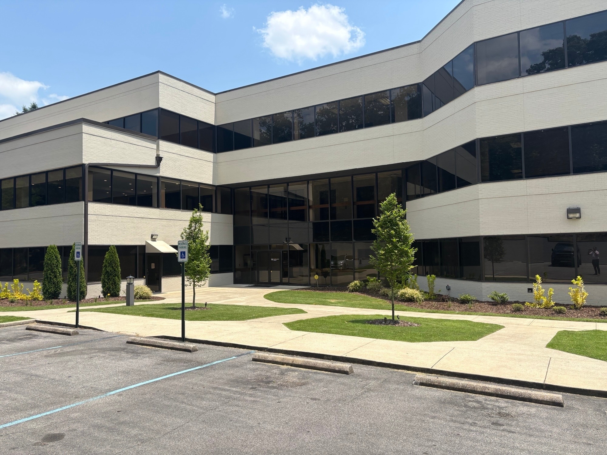 1849 Data Dr, Birmingham, AL for lease Building Photo- Image 1 of 7