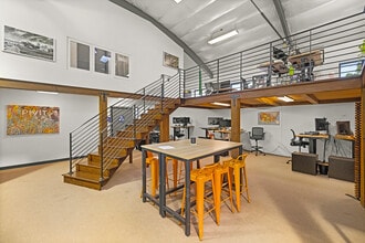 826 De La Vina St, Santa Barbara, CA for lease Building Photo- Image 1 of 9