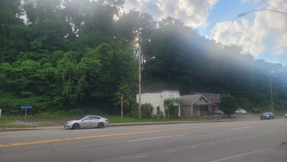 168 Provost Rd, Pittsburgh, PA for sale - Building Photo - Image 2 of 5