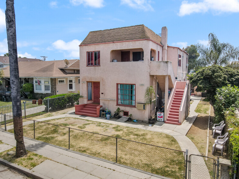 1366 W 37th Pl, Los Angeles, CA for sale - Building Photo - Image 3 of 7