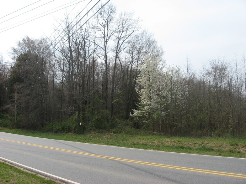 Secrest Shortcut Rd, Indian Trail, NC for sale - Primary Photo - Image 1 of 4