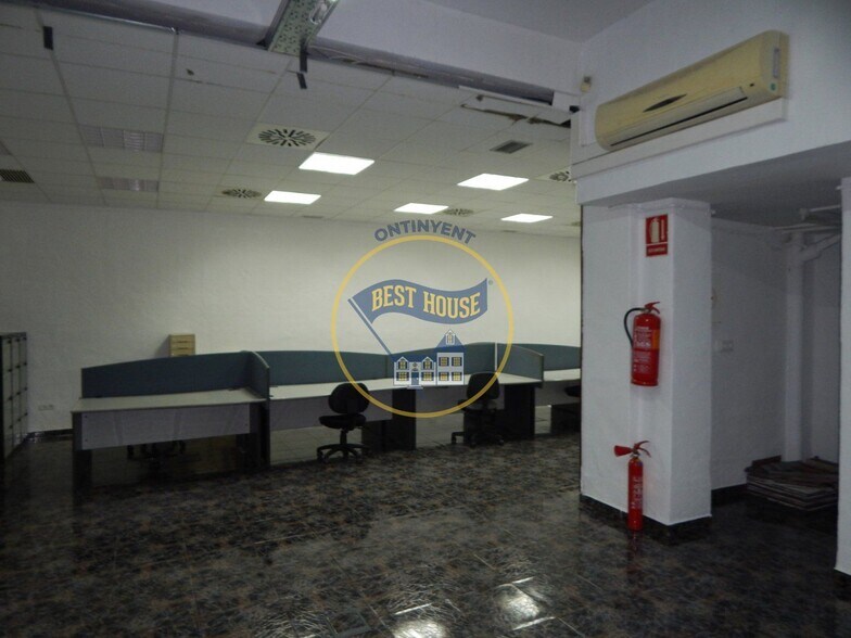 Retail in Ontinyent for sale - Building Photo - Image 2 of 31