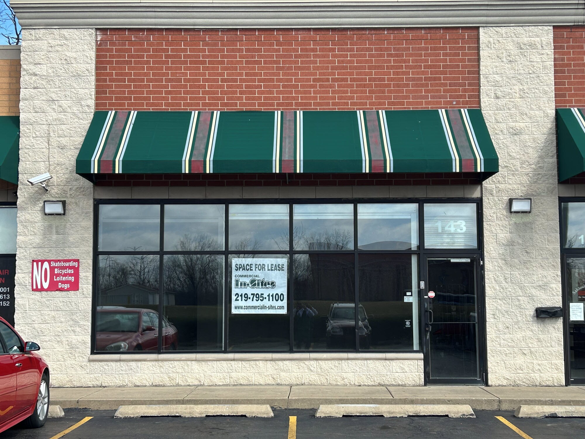 123-161 W 159th St, Harvey, IL for lease Interior Photo- Image 1 of 5