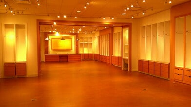 2086 Newpark Mall, Newark, CA for lease Interior Photo- Image 1 of 1