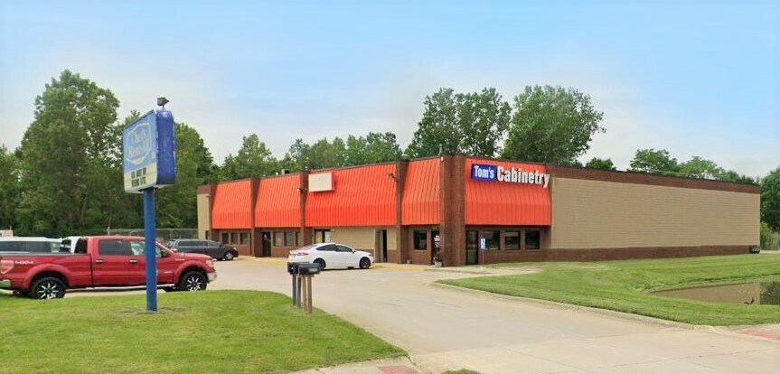 53377-53381 Gratiot Ave, Chesterfield, MI for sale - Building Photo - Image 1 of 1