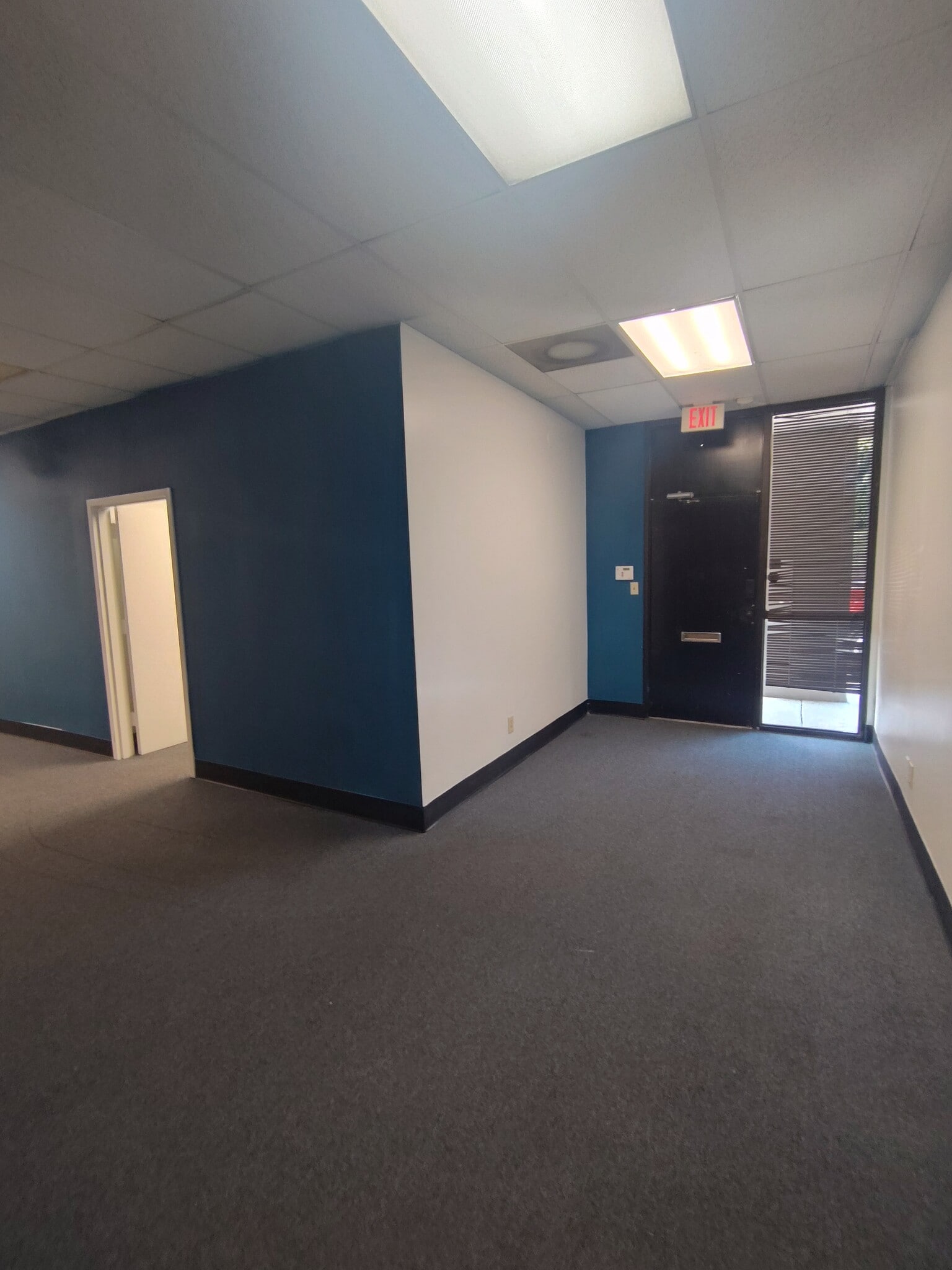 3455 N Desert Dr, East Point, GA for lease Interior Photo- Image 1 of 5