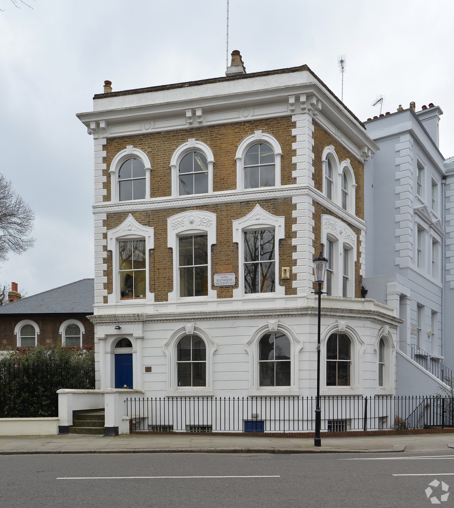 110 Clarendon Rd, London for sale Primary Photo- Image 1 of 1