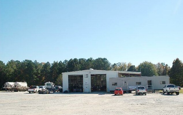201 Industrial Park Blvd, Warner Robins, GA for sale - Primary Photo - Image 1 of 1