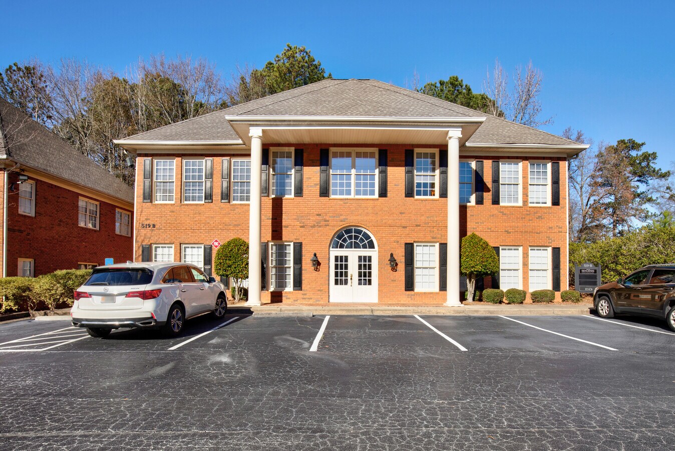 519 Johnson Ferry Rd, Marietta, GA 30068