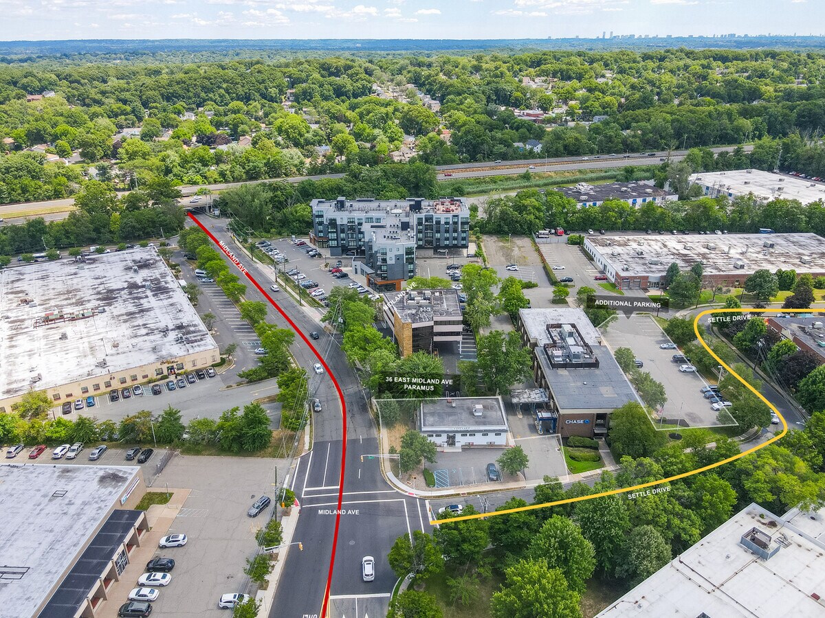 36A E Midland Ave, Paramus, NJ 07652