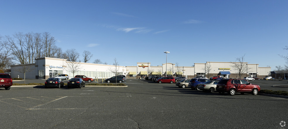 300 W Sylvania Ave, Neptune City, NJ for lease - Building Photo - Image 2 of 17