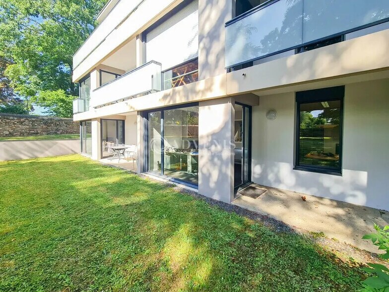 Office in Saint-Brieuc for lease - Building Photo - Image 1 of 8