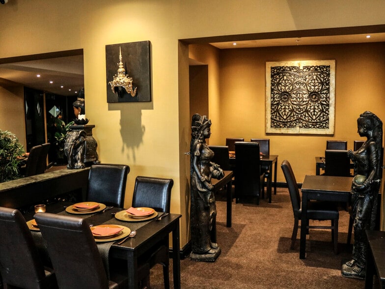 51 Princes Av, Hull for sale - Interior Photo - Image 1 of 6