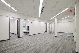 50 Burlington Mall Rd, Burlington, MA for lease Interior Photo- Image 1 of 6