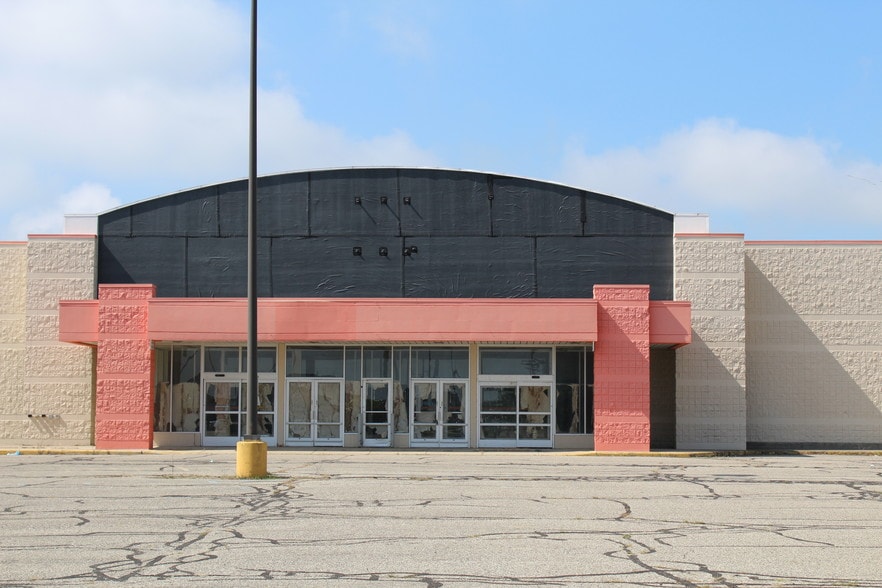 2948 S State Rd, Ionia, MI for sale - Building Photo - Image 1 of 1