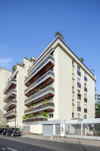 More details for 57 Rue Ganneron, Paris - Multifamily for Sale