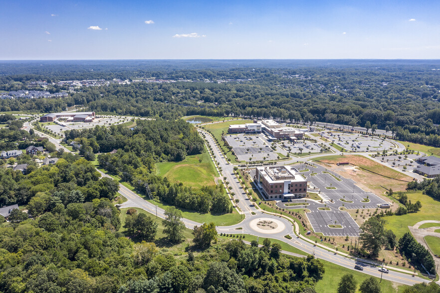 3645 Harper Rd, Clemmons, NC for sale - Building Photo - Image 1 of 1