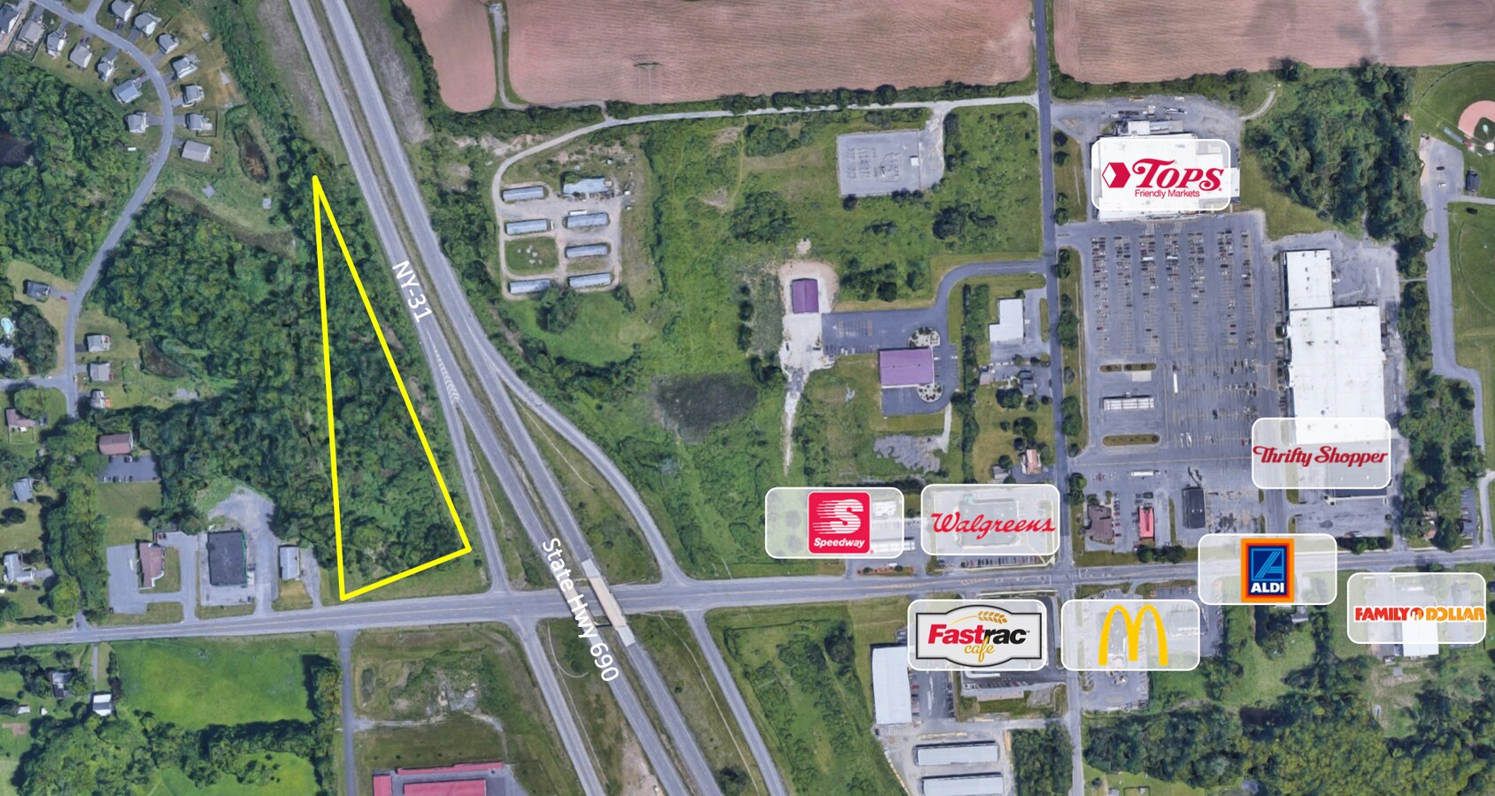 31 Downer St, Baldwinsville, NY 13027