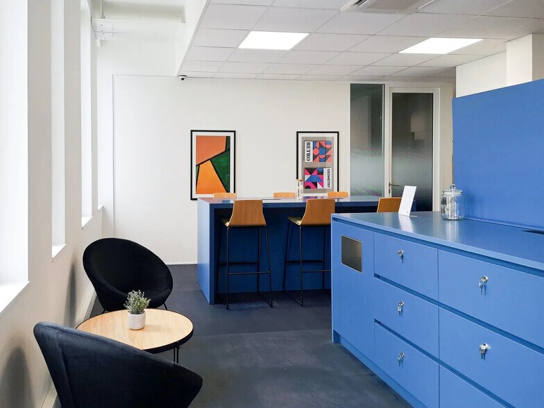 18 Rue Du Bourg Nouveau, Rennes for lease - Interior Photo - Image 1 of 43