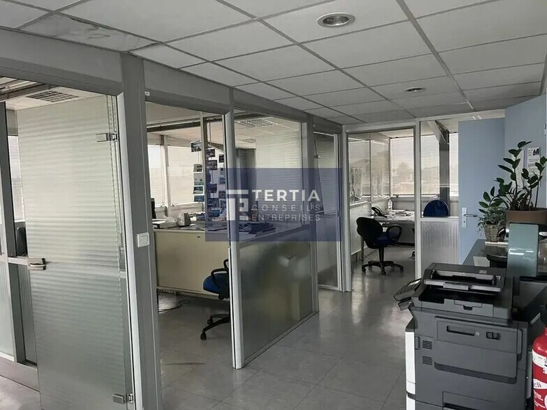 Office in Montpellier for lease - Interior Photo - Image 1 of 9
