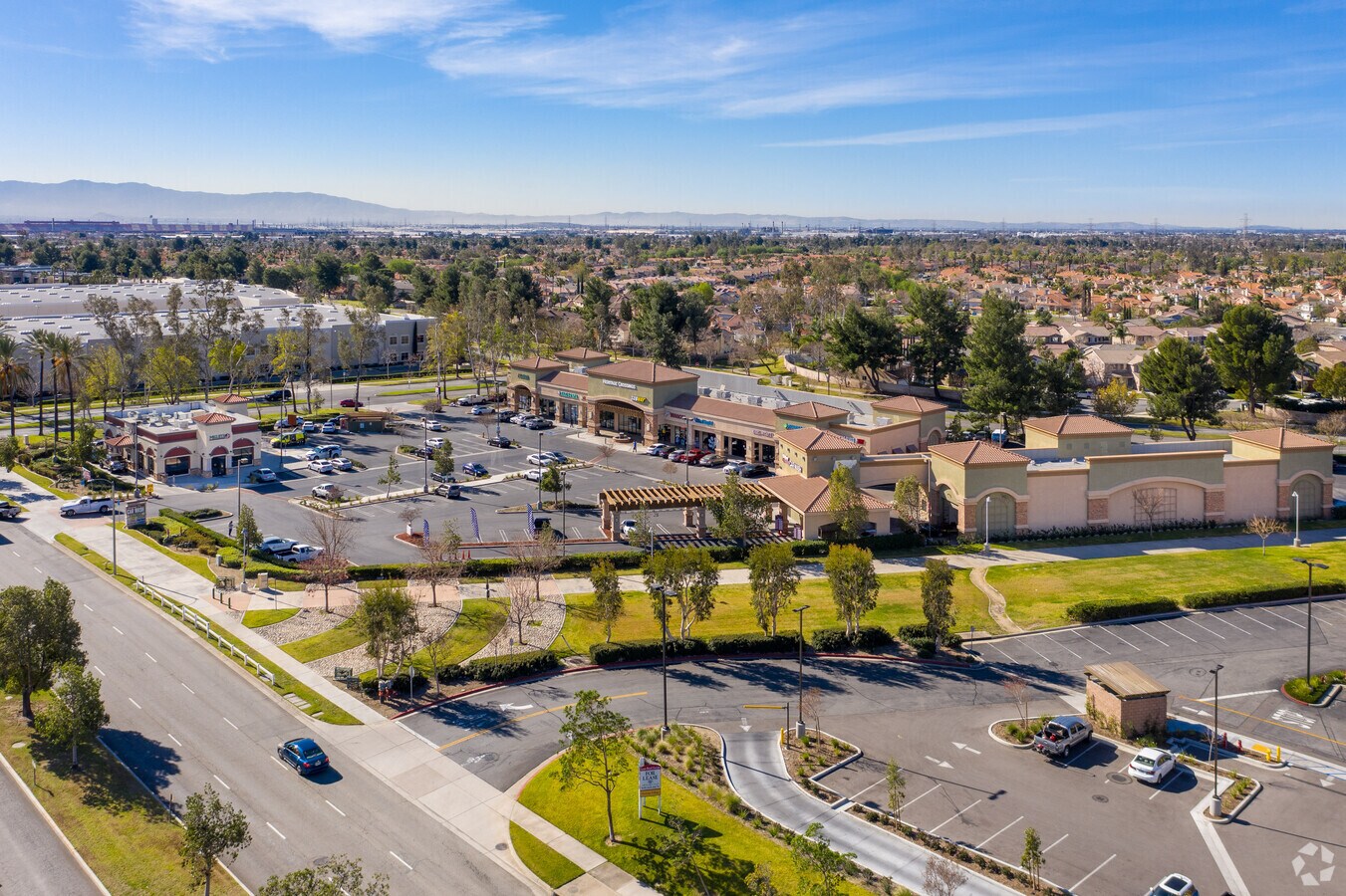 7470 Cherry Ave, Fontana, CA 92336 Heritage Crossings