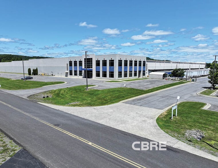 15 Houghtaling Rd, West Coxsackie, NY for sale - Building Photo - Image 3 of 4