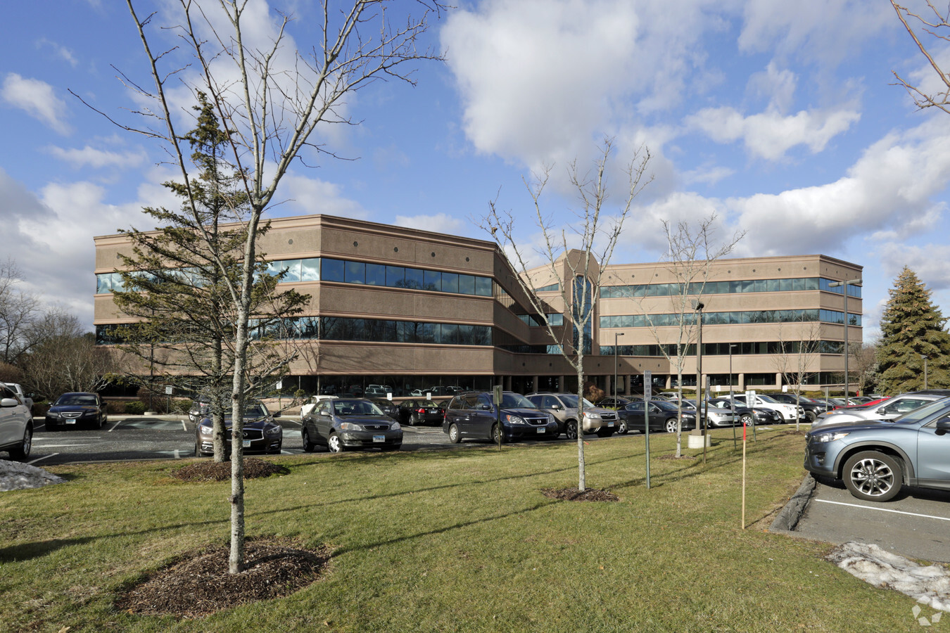 99 Hawley Ln, Stratford, CT 06614 - MERRITT 8 CORPORATE PARK | LoopNet