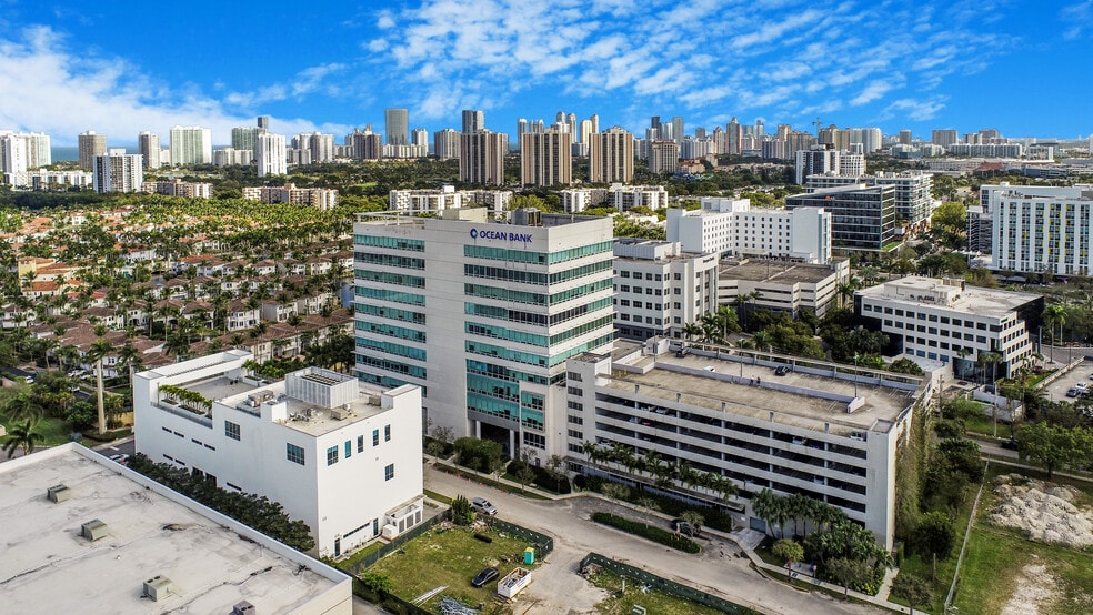 20900 NE 30th Ave, Aventura, FL for sale - Building Photo - Image 3 of 16