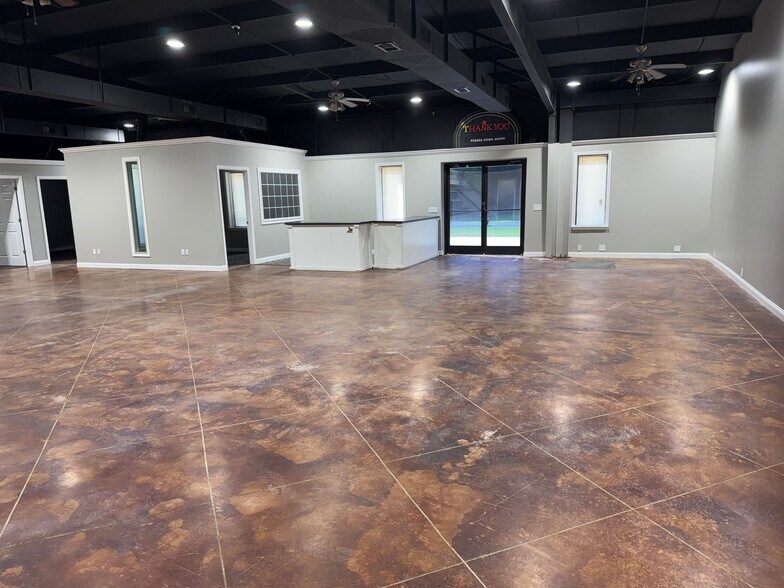 1721 E Ridgewood Rd, Jasper, AL for lease - Building Photo - Image 3 of 10
