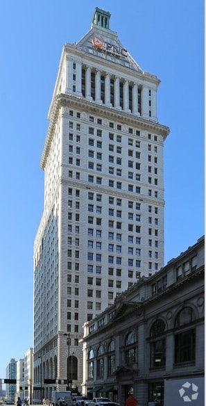 1 W 4th St, Cincinnati, OH for lease - Building Photo - Image 2 of 84